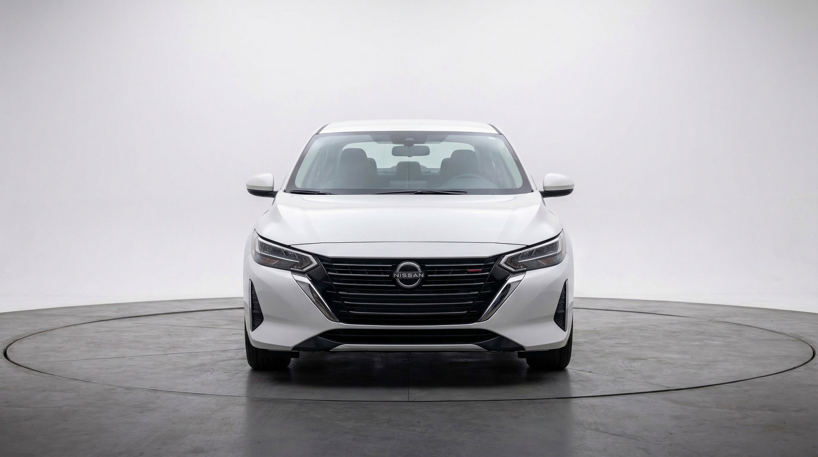 Used 2025 Nissan Sentra SV FWD image 2