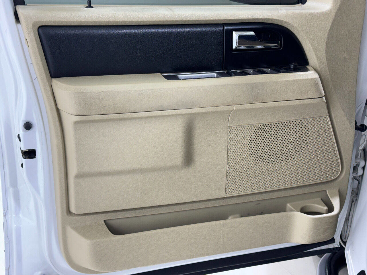 Used 2015 Ford Expedition XL image 78