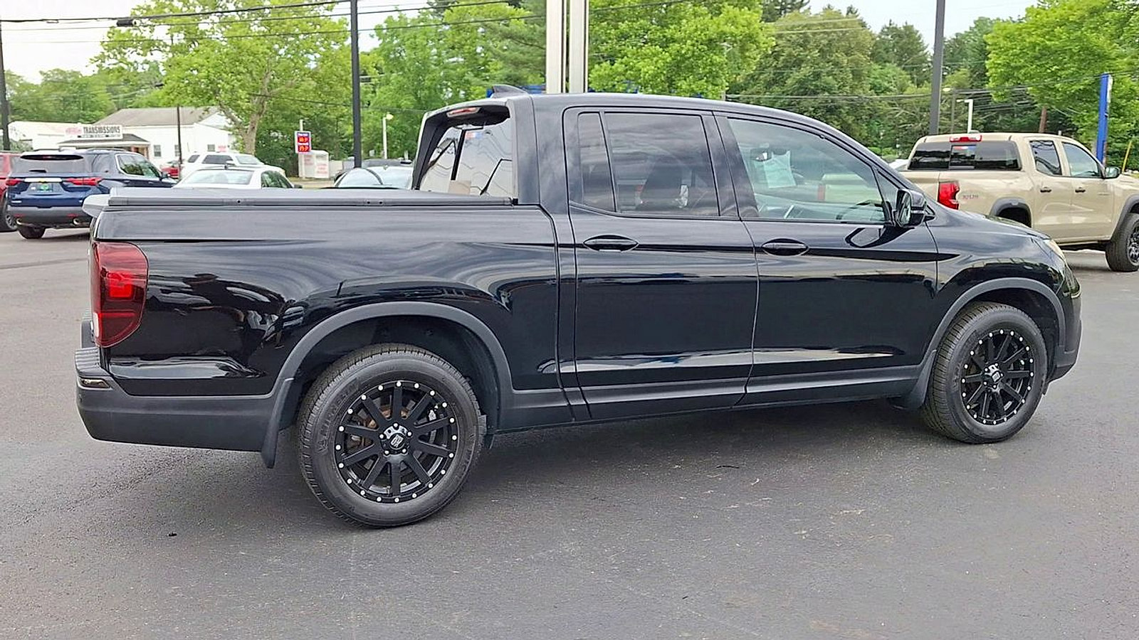 Used 2017 Honda Ridgeline Black Edition image 3