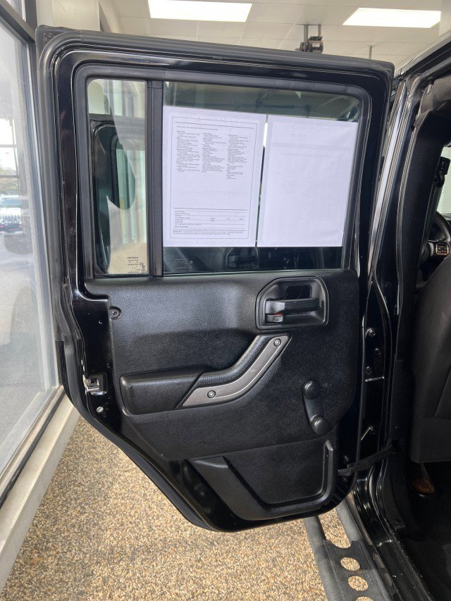 Used 2013 Jeep Wrangler Unlimited Sport image 17