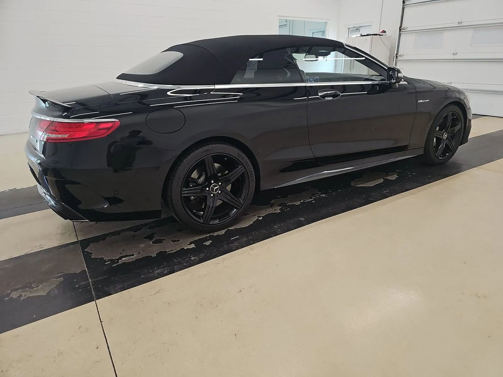 Used 2017 Mercedes-Benz S 63 AMG 4MATIC Cabriolet w/ Carbon Fiber Package image 4