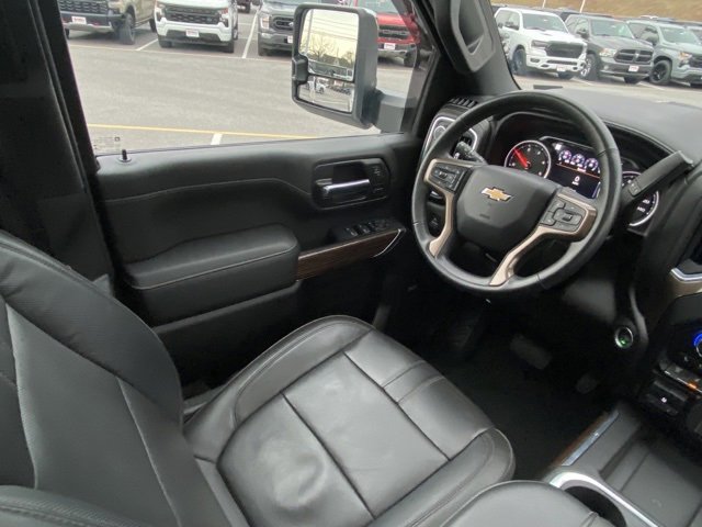 Used 2023 Chevrolet Silverado 2500 High Country w/ Z71 Off-Road Package image 26