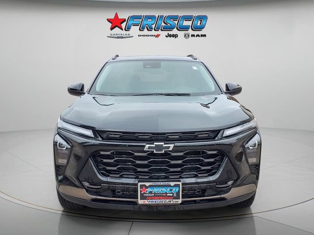 Used 2025 Chevrolet Trax ACTIV w/ Sunroof Package image 2