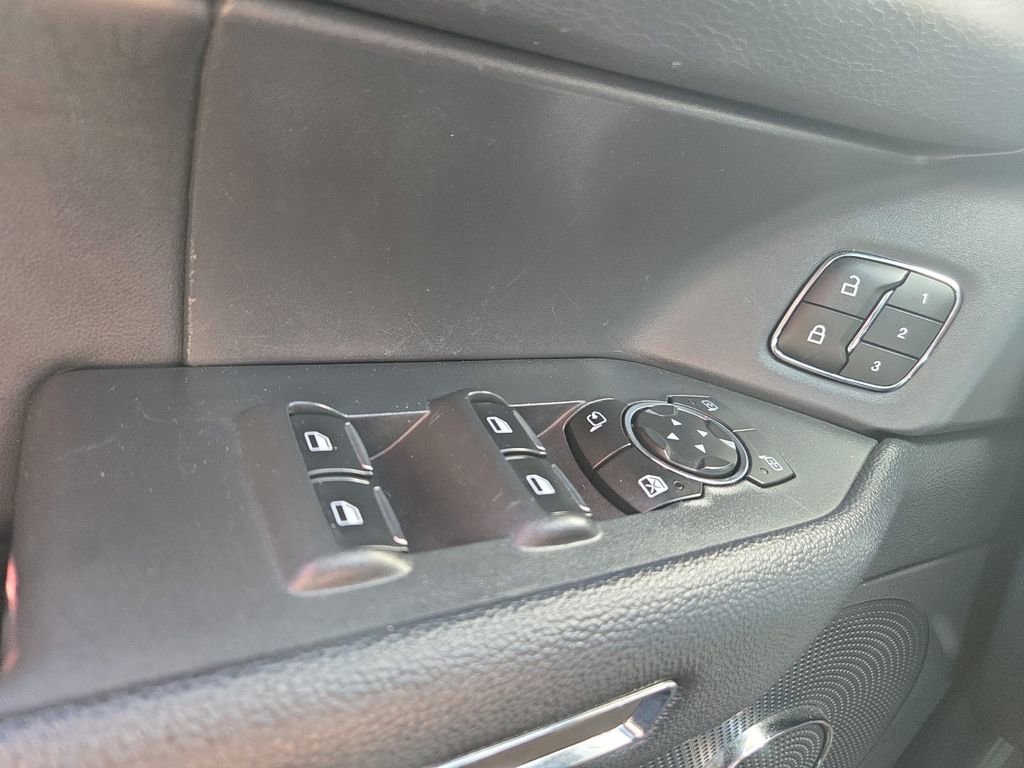 Used 2024 Ford Expedition Max XLT image 22