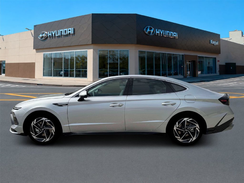 New 2026 Hyundai Sonata SEL FWD image 3