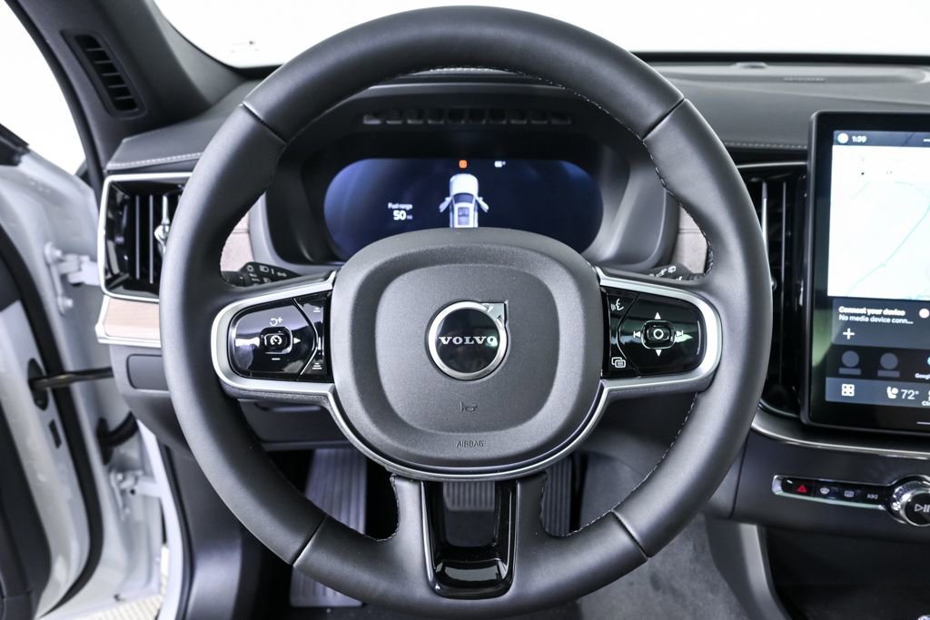 New 2026 Volvo XC90 B5 Ultra w/ Protection Package image 9