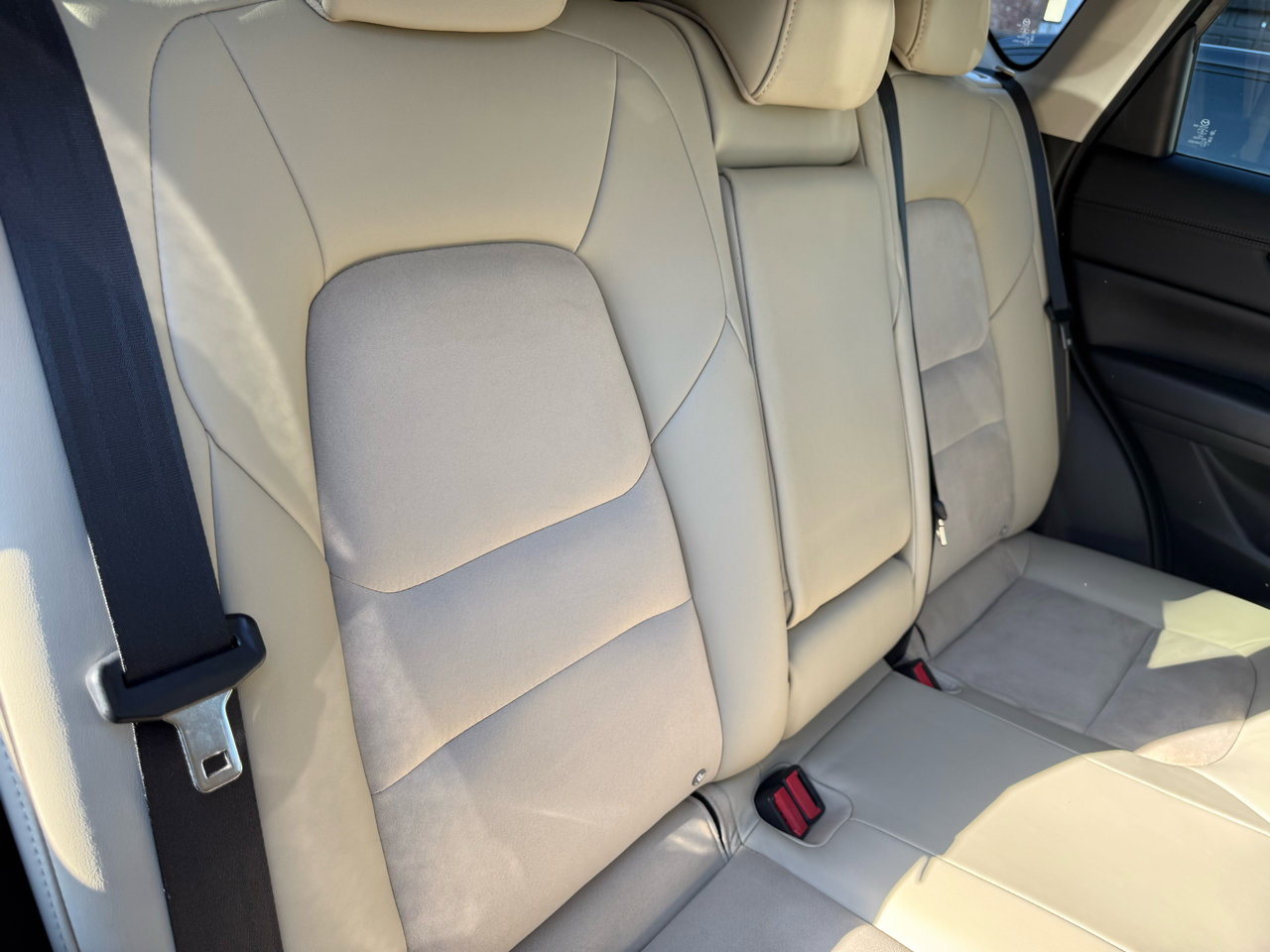 Used 2017 MAZDA CX-5 Touring w/ Preferred Equipment Package image 8