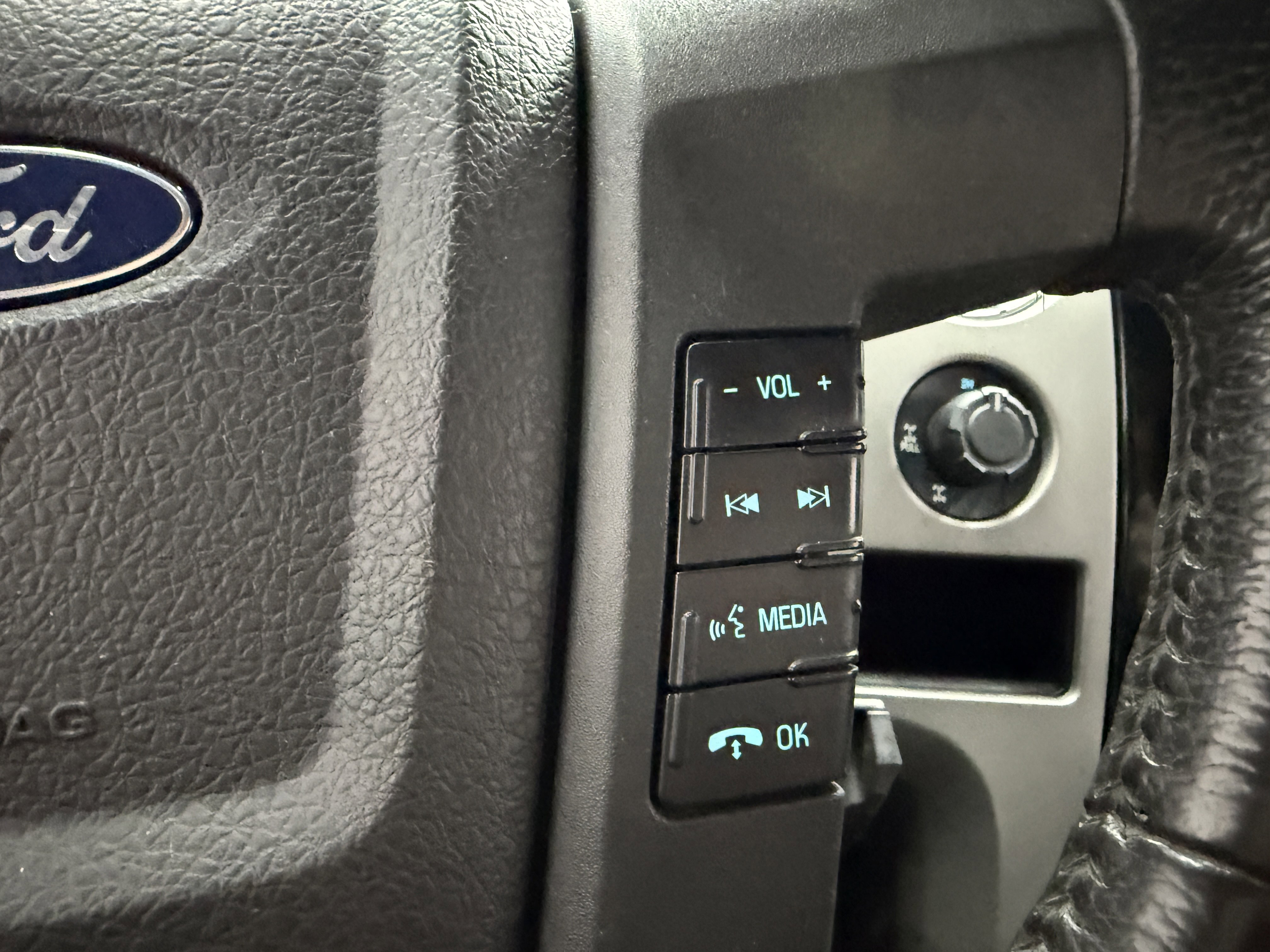 Used 2012 Ford F150 FX4 w/ FX Luxury Pkg image 16