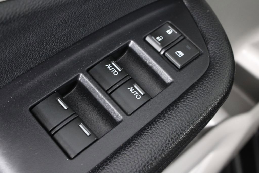 Used 2018 Honda Pilot Touring image 22