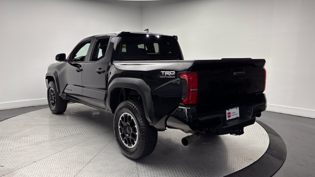 Certified 2026 Toyota Tacoma TRD Off-Road w/ TRD Off Road Upgrade Package AWD/4WD image 35