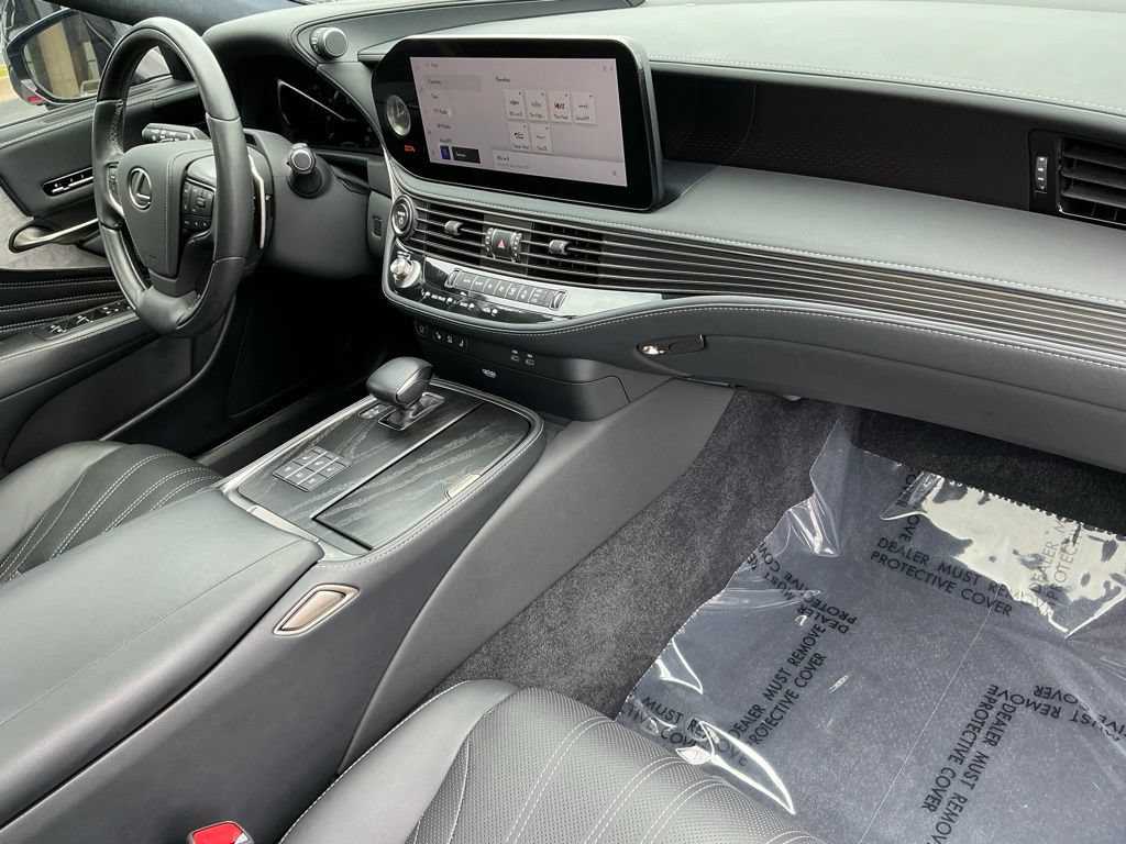 Certified 2023 Lexus LS 500h AWD w/ Luxury Package image 23