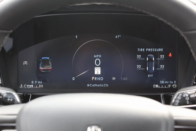 New 2023 Lincoln Corsair AWD w/ Equipment Group 101A image 30
