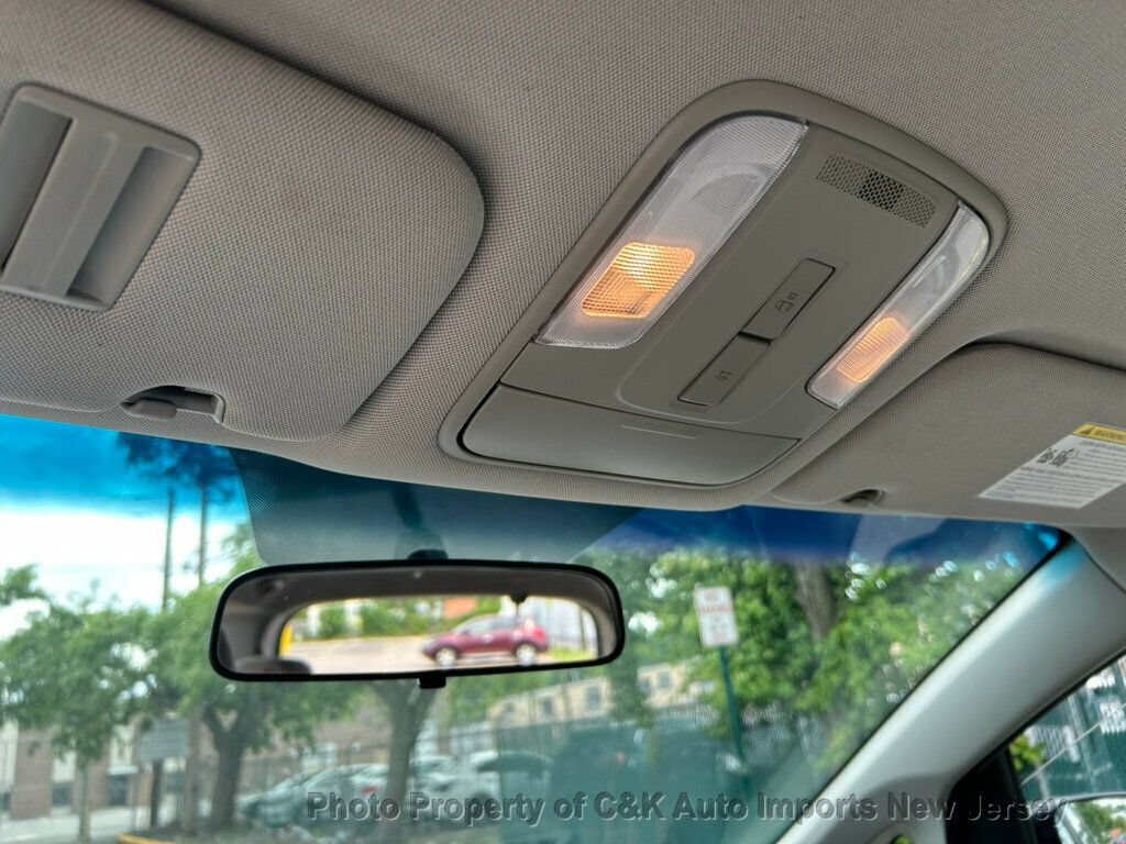 Used 2019 Kia Sedona L FWD image 54