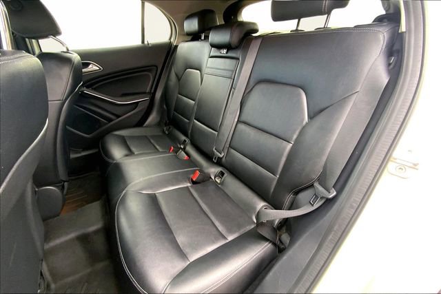 Used 2015 Mercedes-Benz GLA 250 4MATIC image 18