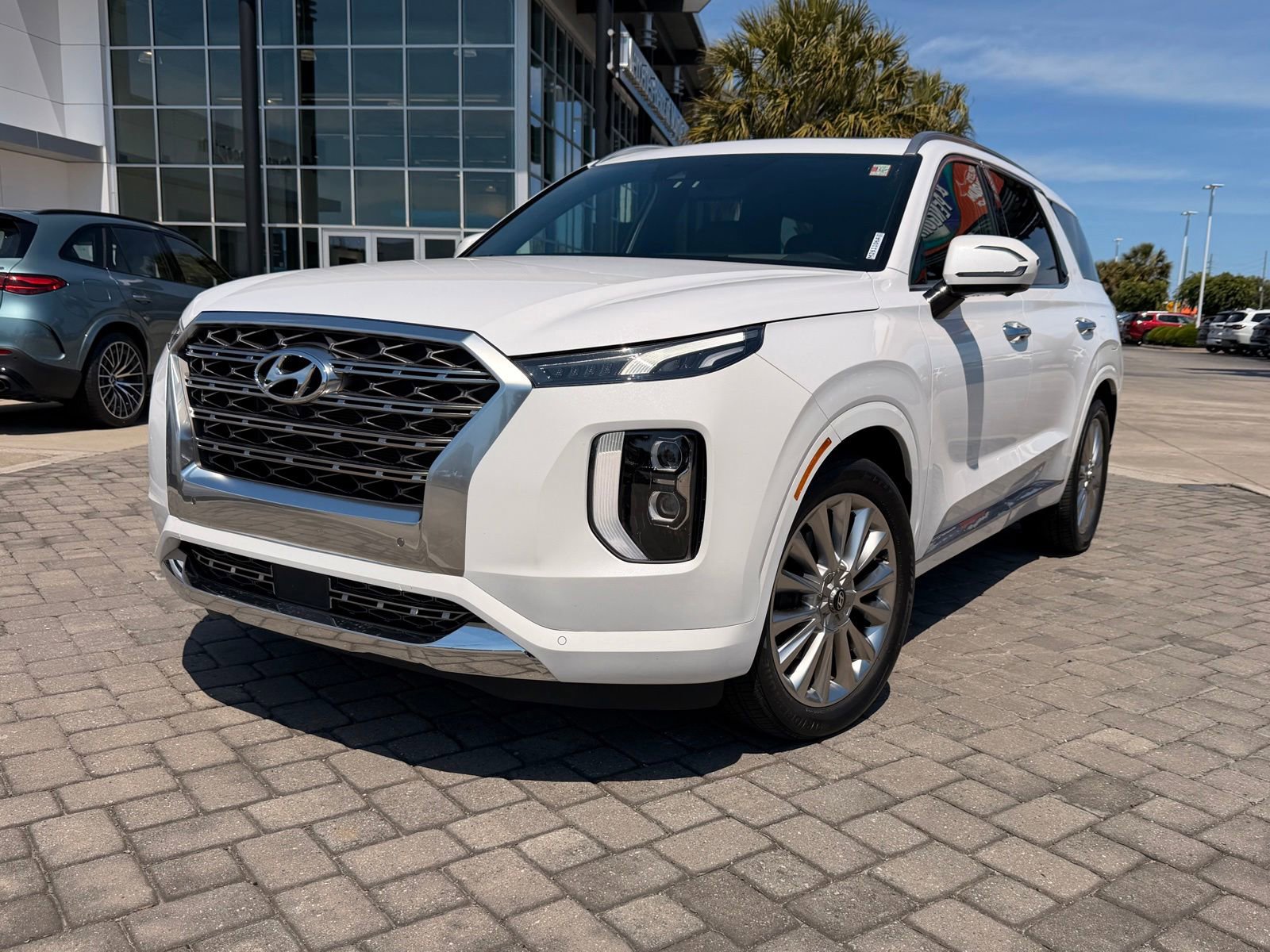 Used 2020 Hyundai Palisade Limited FWD image 1