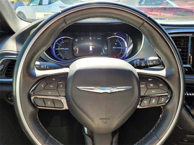 Used 2020 Chrysler Pacifica Limited w/ Advanced Safetytec Group image 37