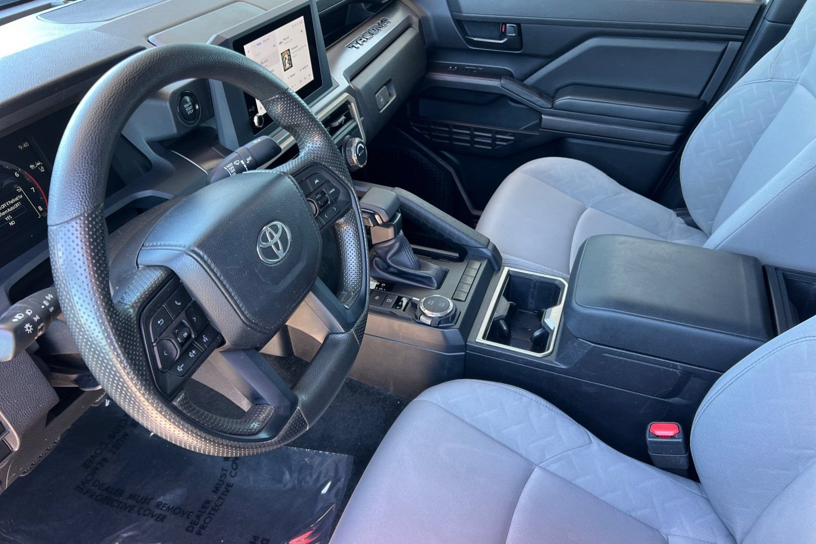 Certified 2024 Toyota Tacoma SR5 AWD/4WD image 12