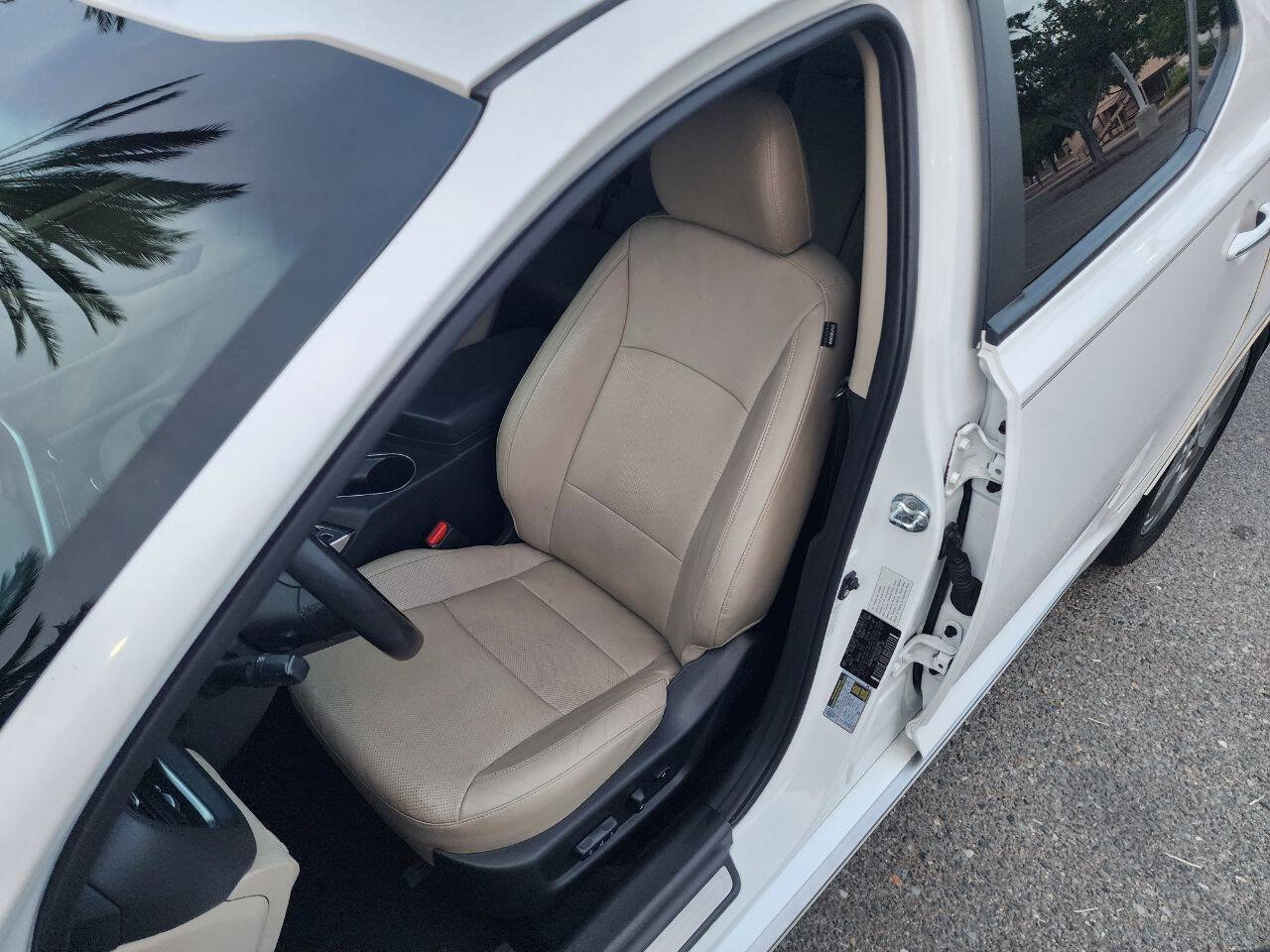 Used 2014 Kia Optima EX image 15