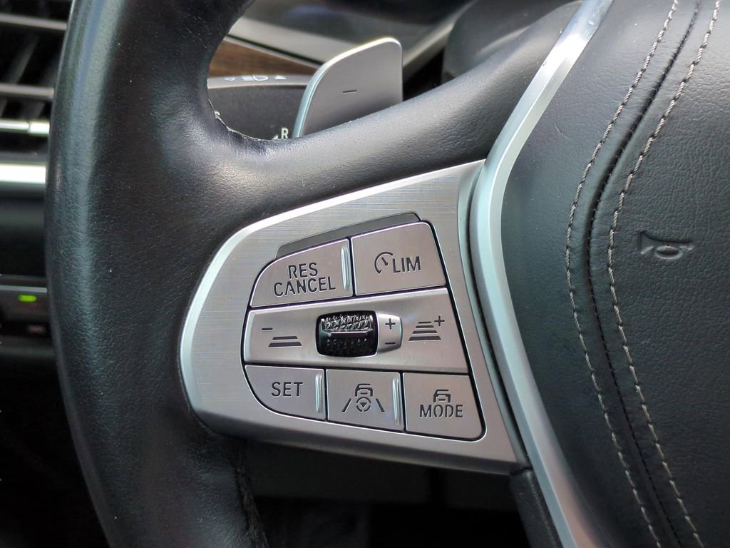 Used 2021 BMW X7 xDrive40i w/ Executive Package AWD/4WD image 26