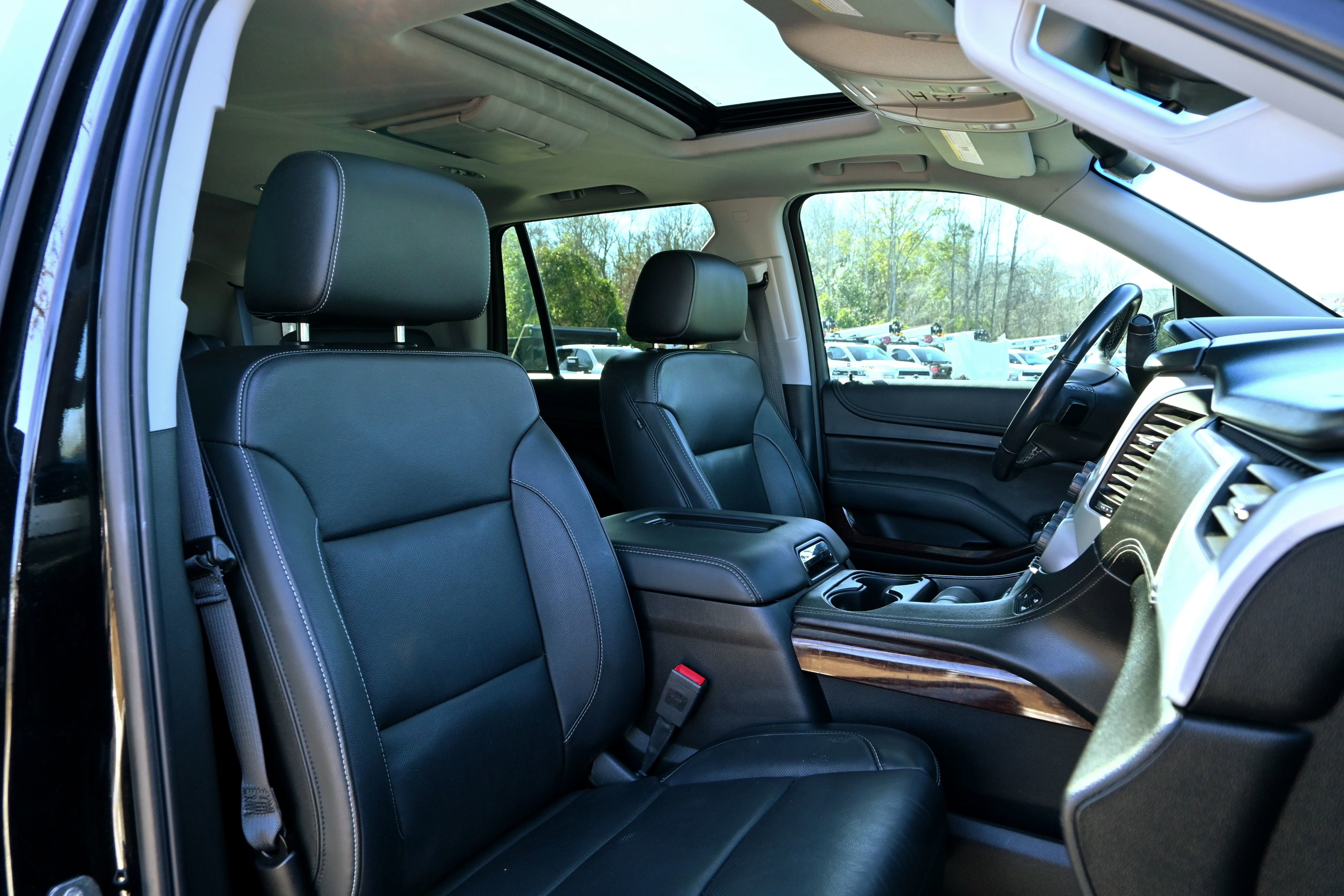 Used 2019 GMC Yukon SLT w/ Open Road Package image 8