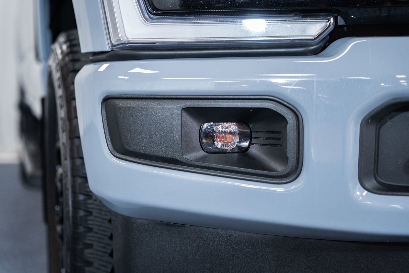 Used 2025 Ford F250 Lariat w/ Black Appearance Package image 10