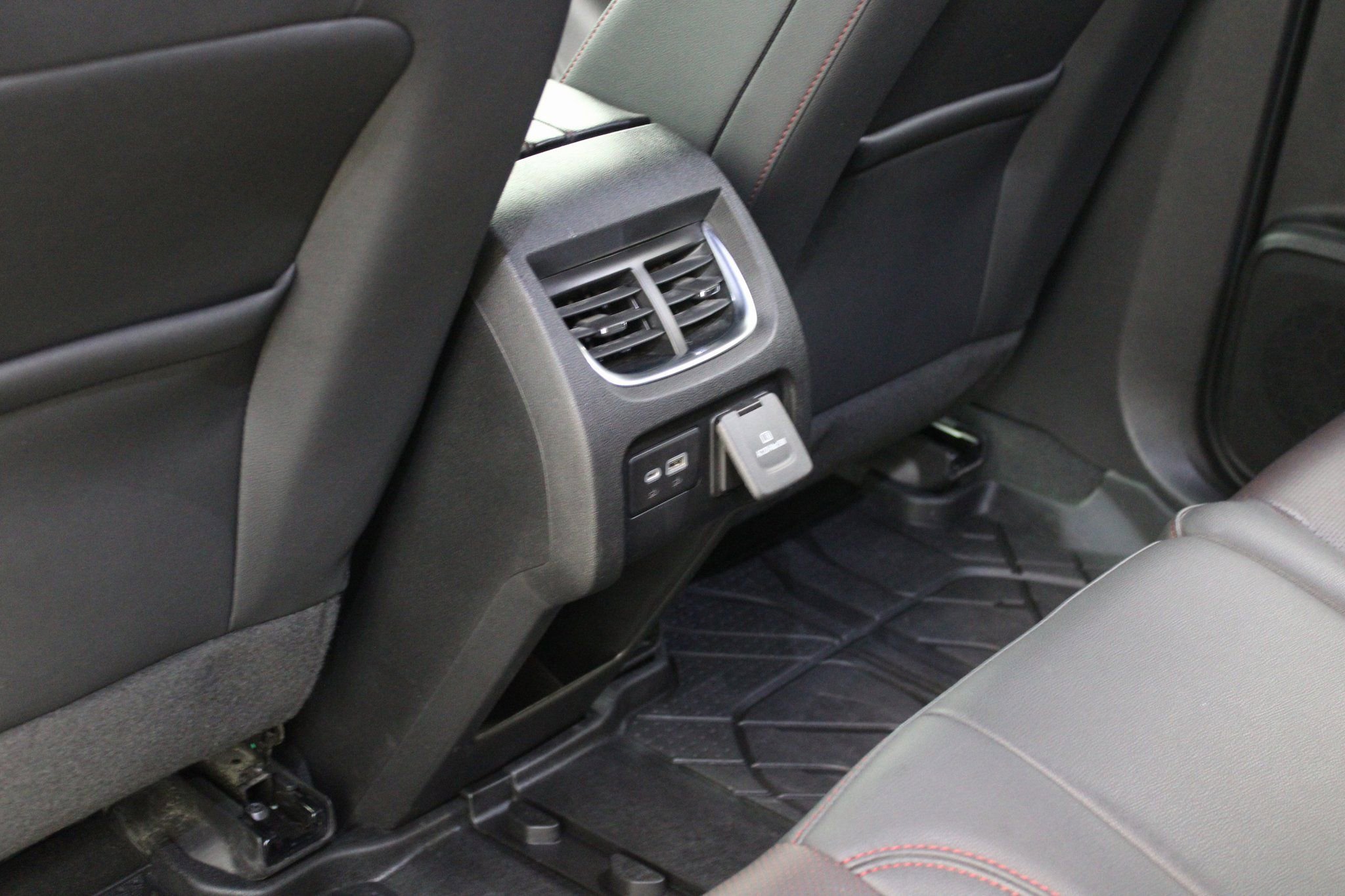 Used 2022 Chevrolet Blazer RS image 23