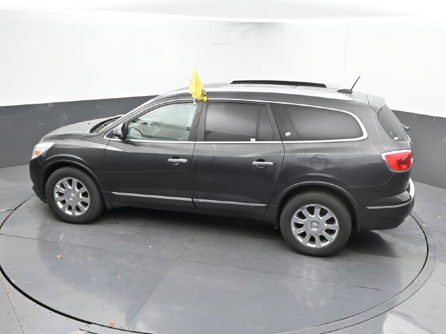 Used 2017 Buick Enclave Leather AWD/4WD image 40