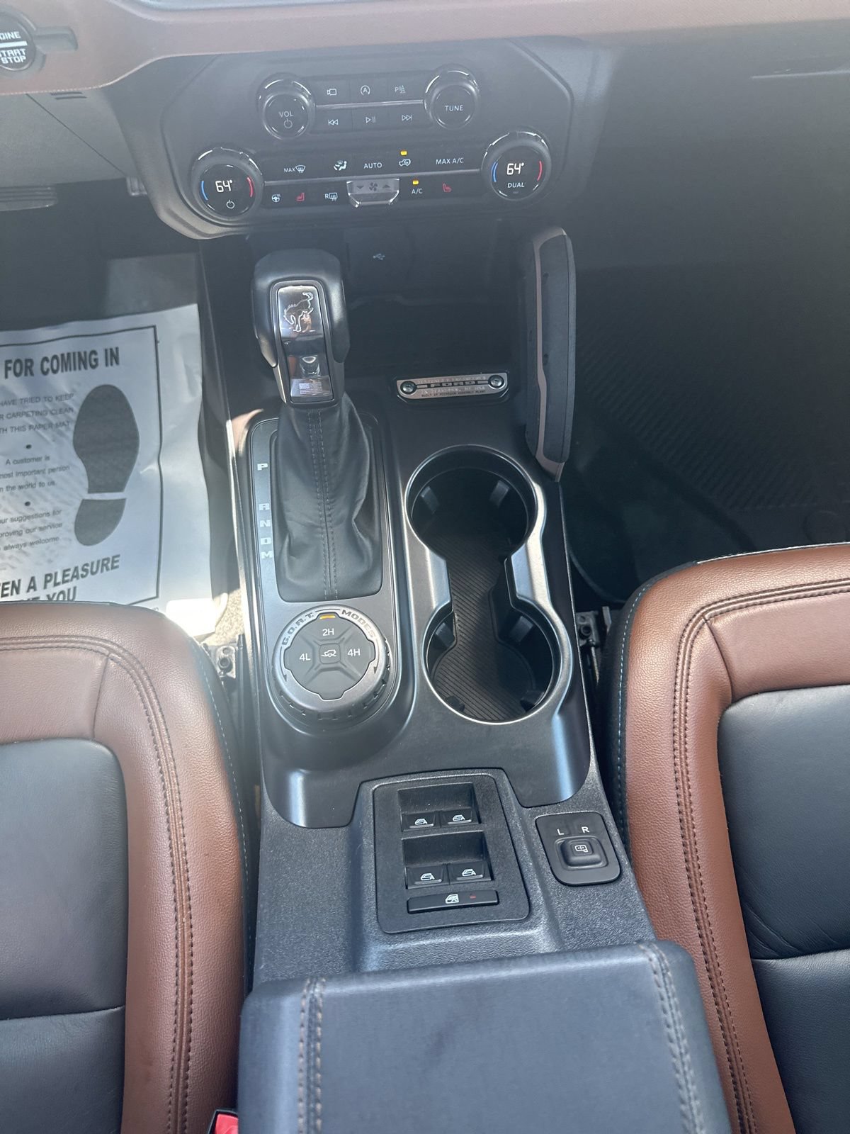 Used 2024 Ford Bronco Outer Banks AWD/4WD image 18