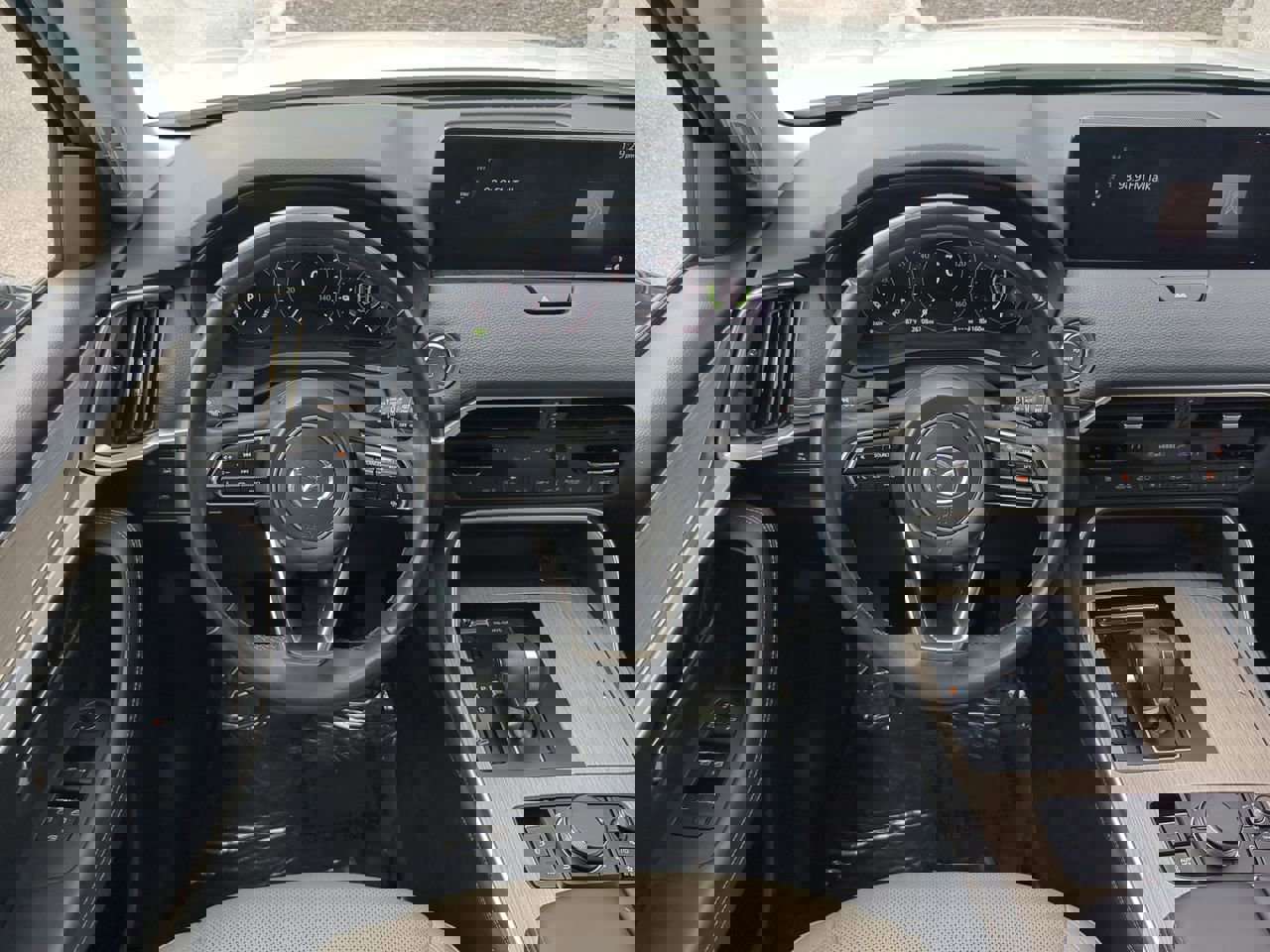 Used 2025 MAZDA CX-90 Plug-In Hybrid w/ Preferred image 16