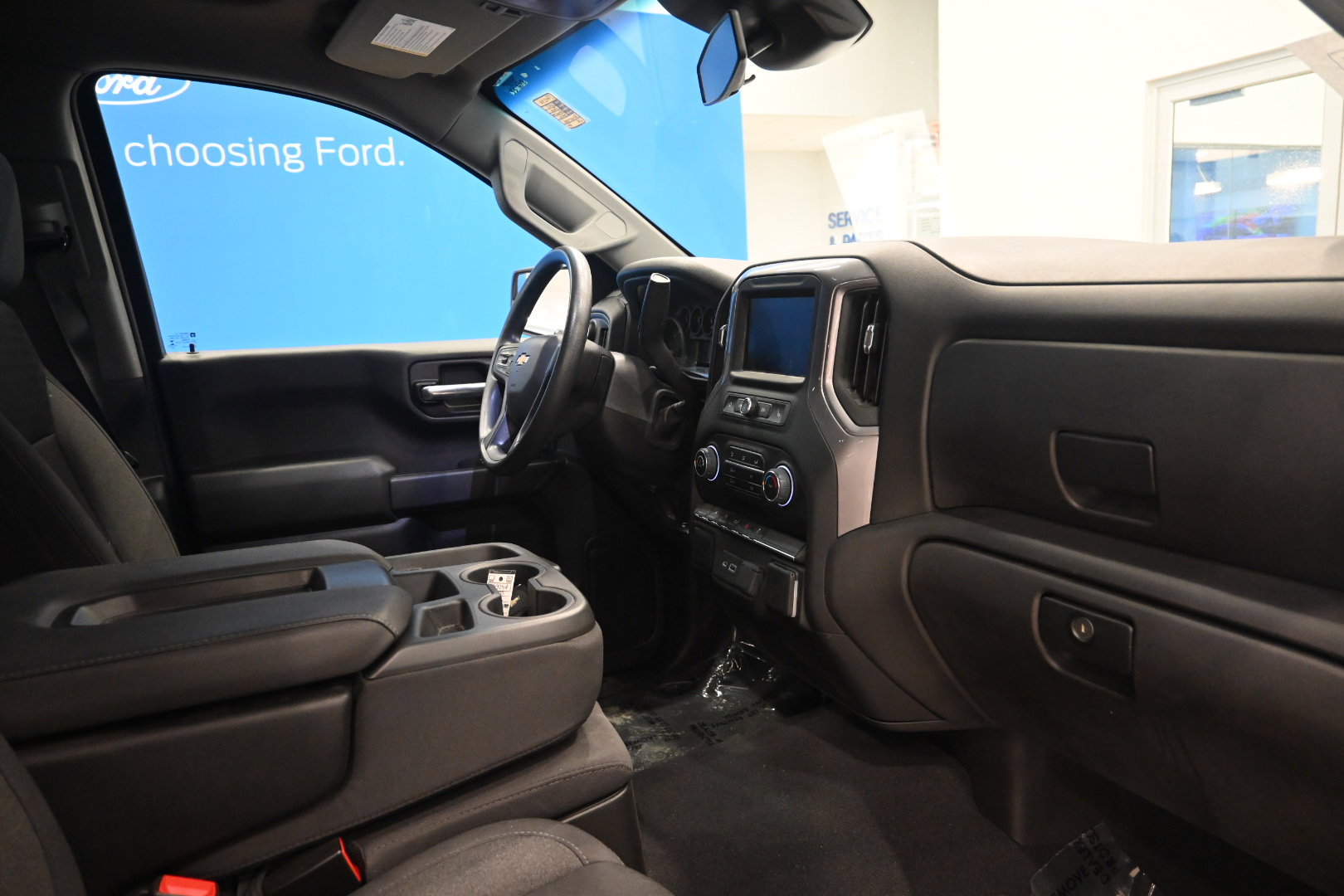 Used 2022 Chevrolet Silverado 1500 Custom image 17