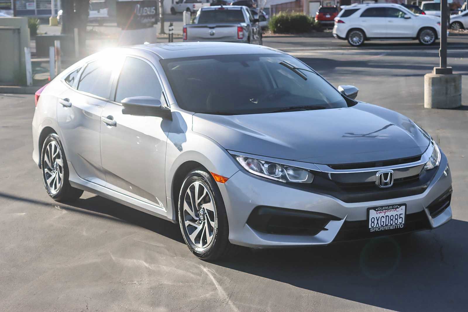 Used 2018 Honda Civic EX image 5
