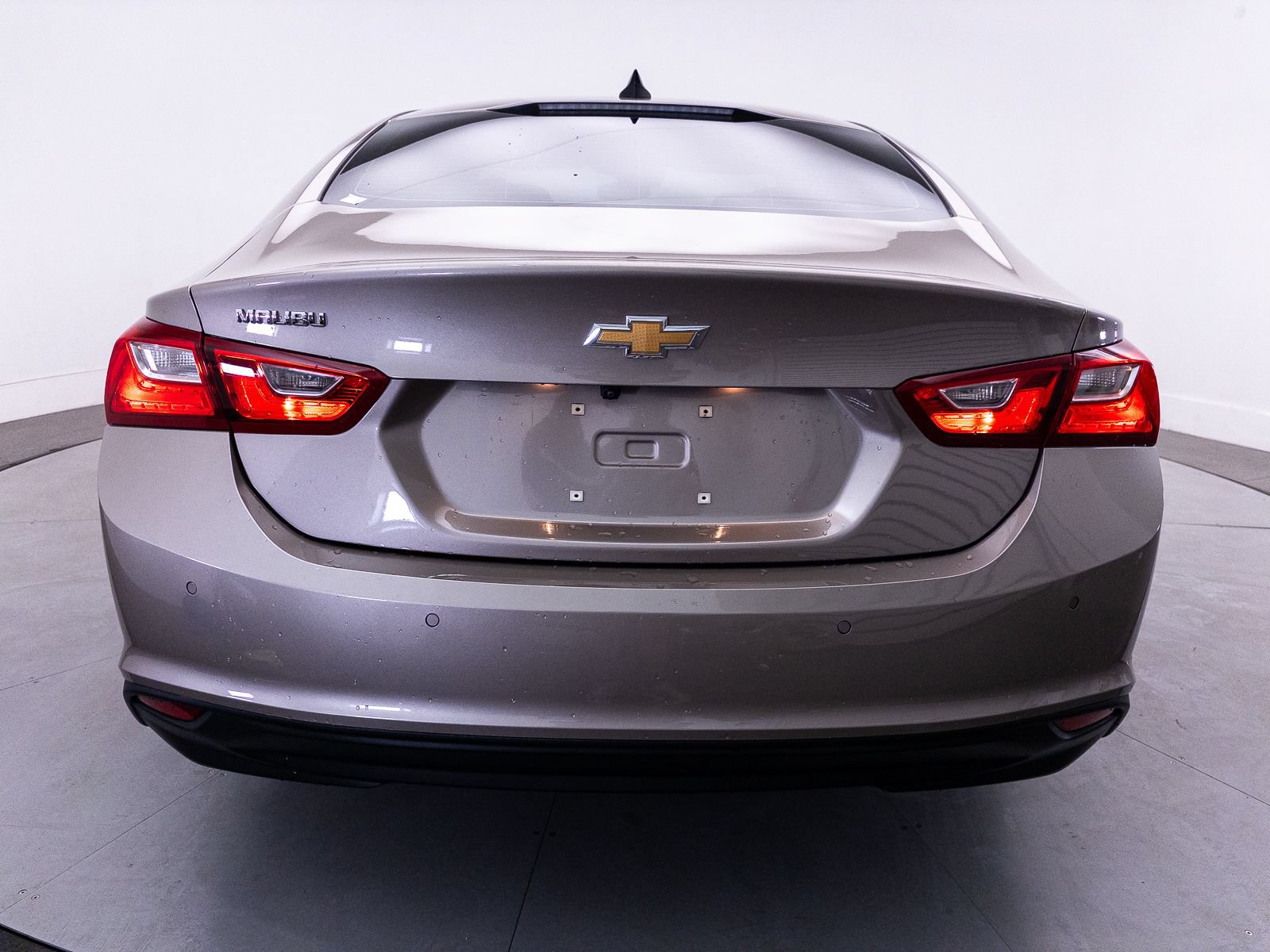 Used 2024 Chevrolet Malibu LS FWD image 12