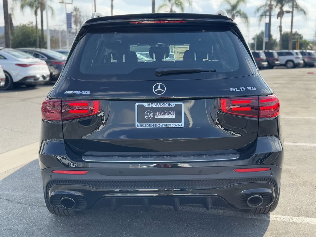 New 2025 Mercedes-Benz GLB 35 AMG 4MATIC image 11