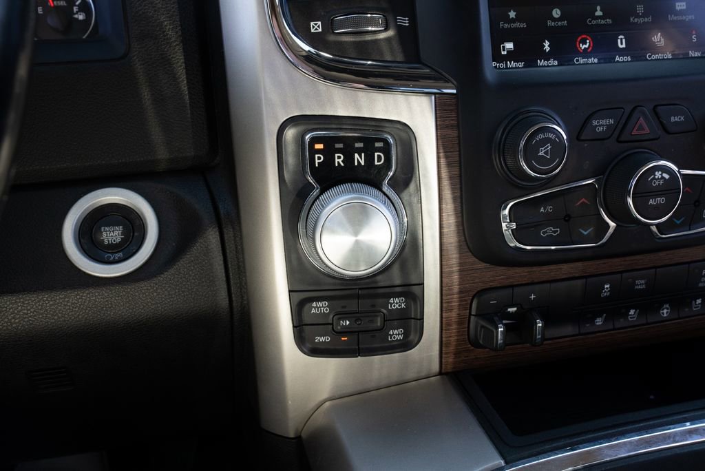 Used 2018 RAM 1500 Laramie w/ Convenience Group AWD/4WD image 18