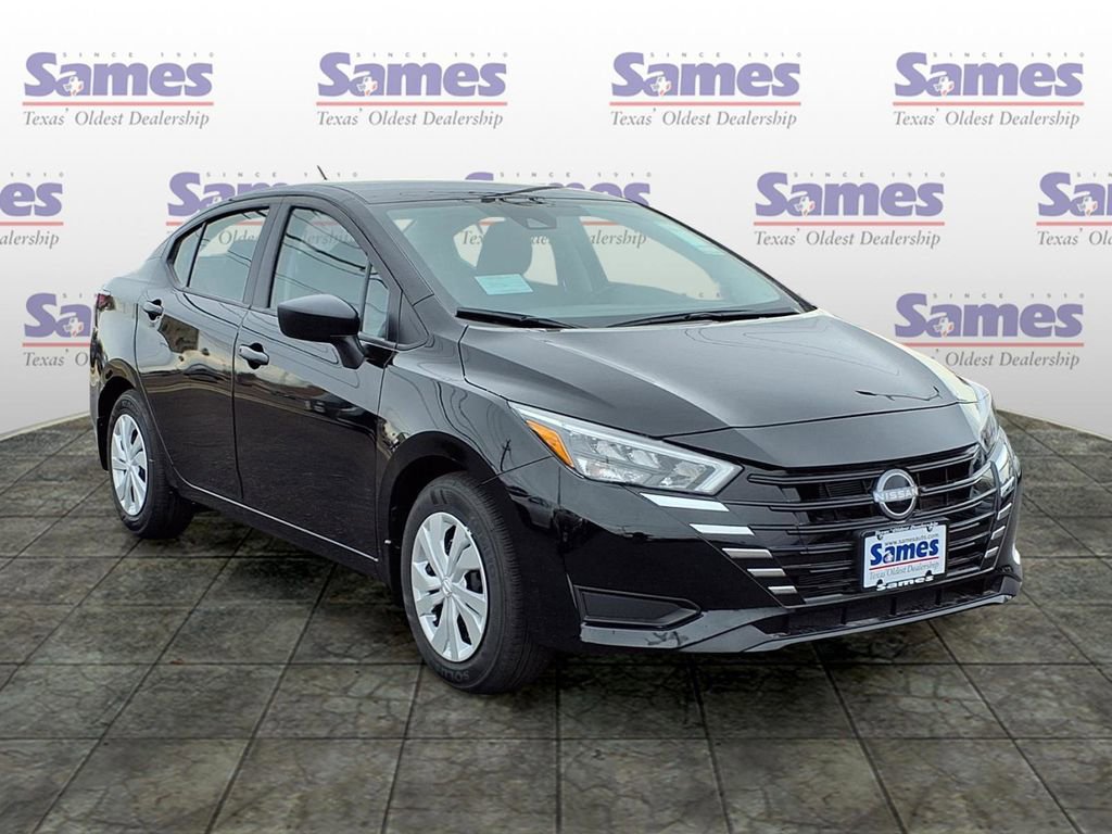 New 2025 Nissan Versa S w/ Trunk Package