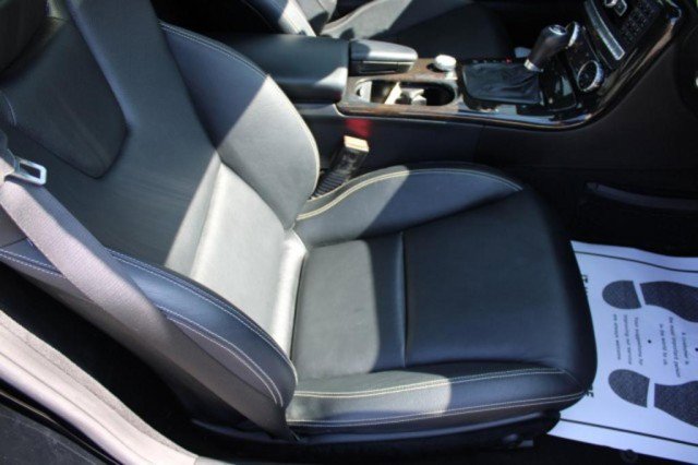 Used 2015 Mercedes-Benz SLK 250 w/ Premium Package image 21