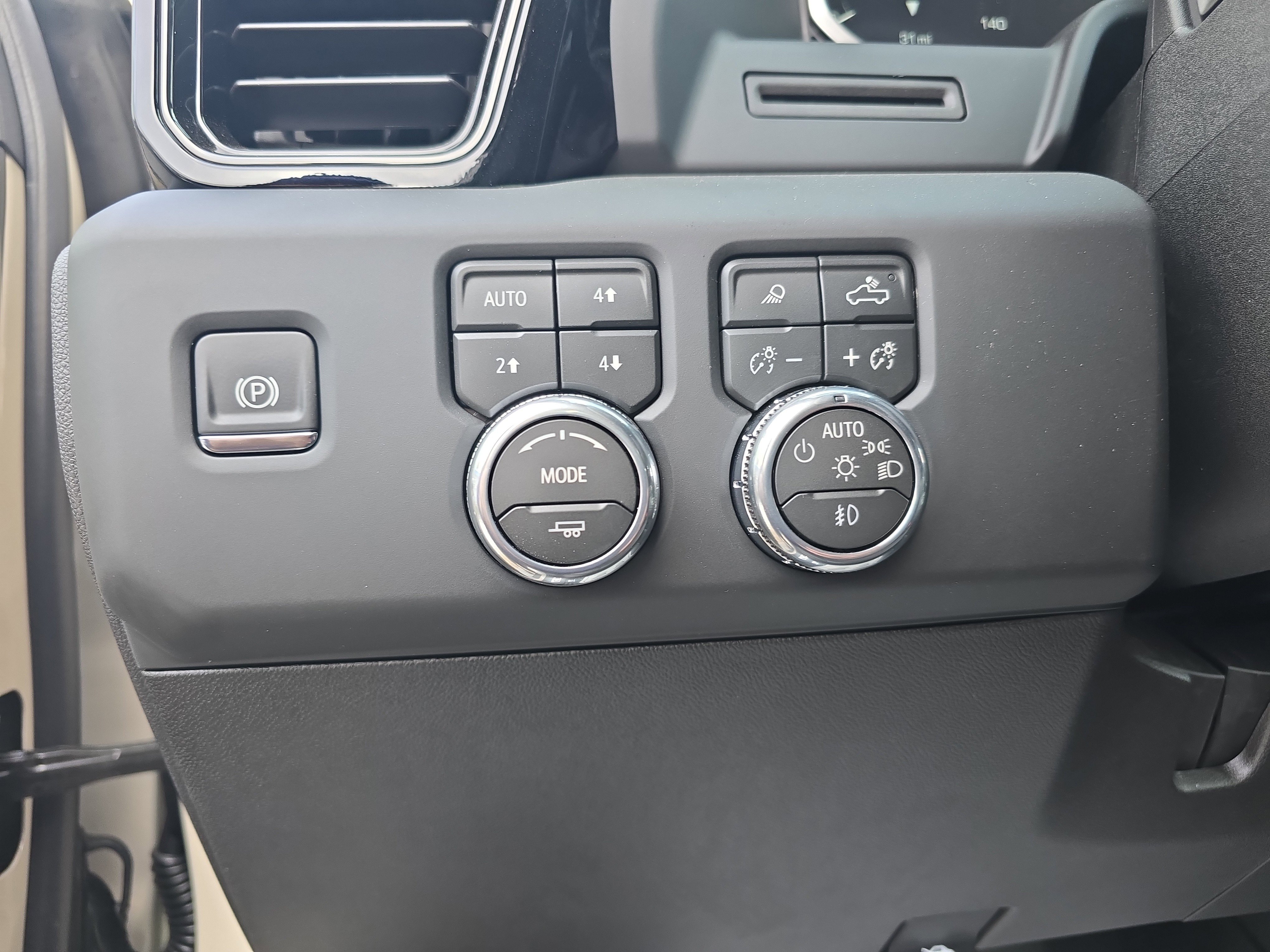 New 2026 GMC Sierra 2500 AT4 image 23