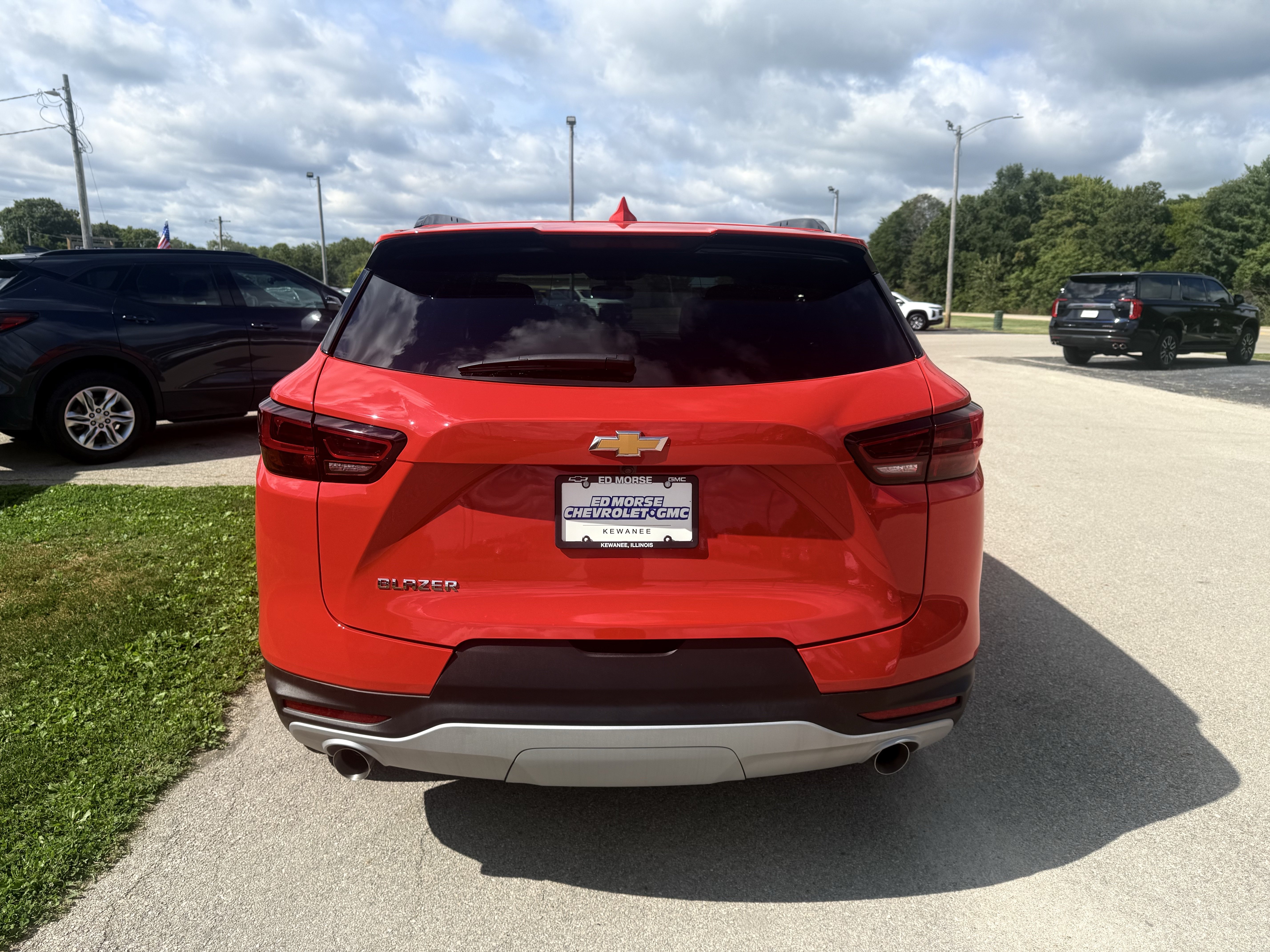 New 2025 Chevrolet Blazer LT w/ Convenience Package FWD image 4