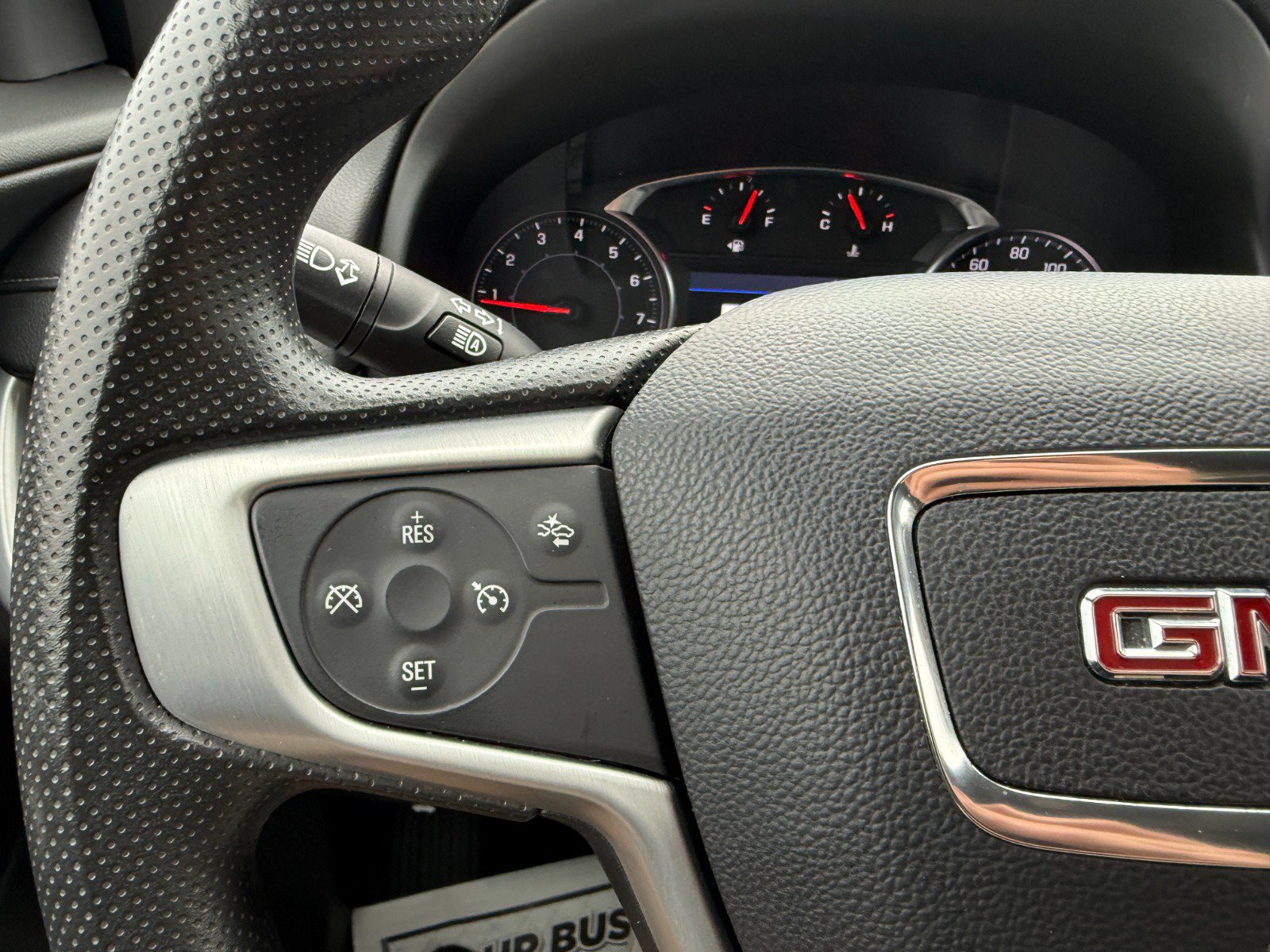 Used 2024 GMC Terrain SLE w/ Driver Convenience Package AWD/4WD image 25