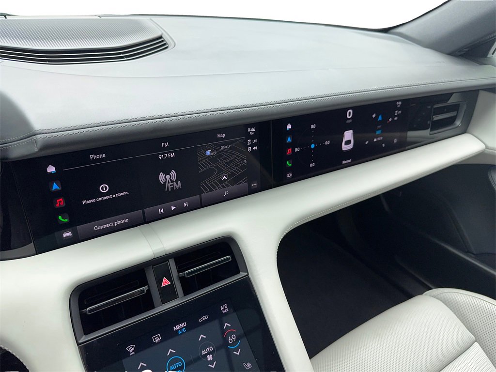 Used 2023 Porsche Taycan 4S image 23