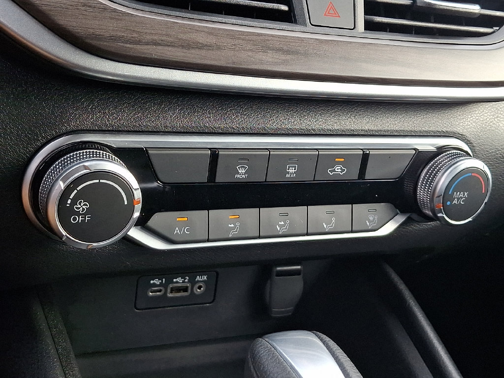 Used 2025 Nissan Altima 2.5 SV AWD/4WD image 15