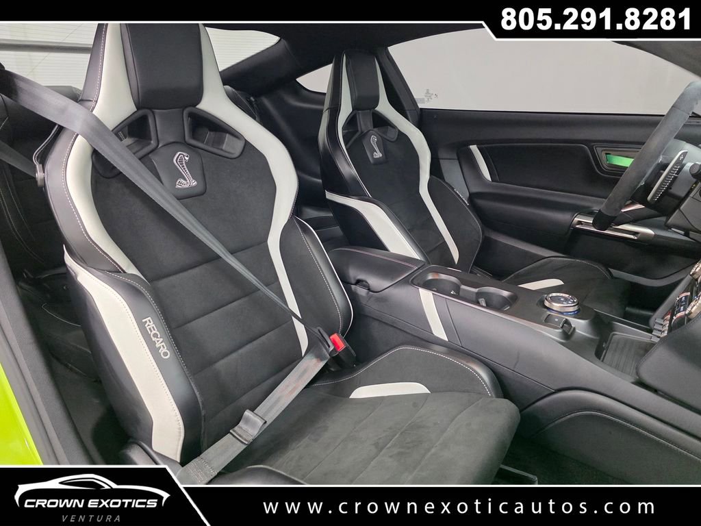 Used 2020 Ford Mustang Shelby GT500 w/ Technology Package RWD image 17