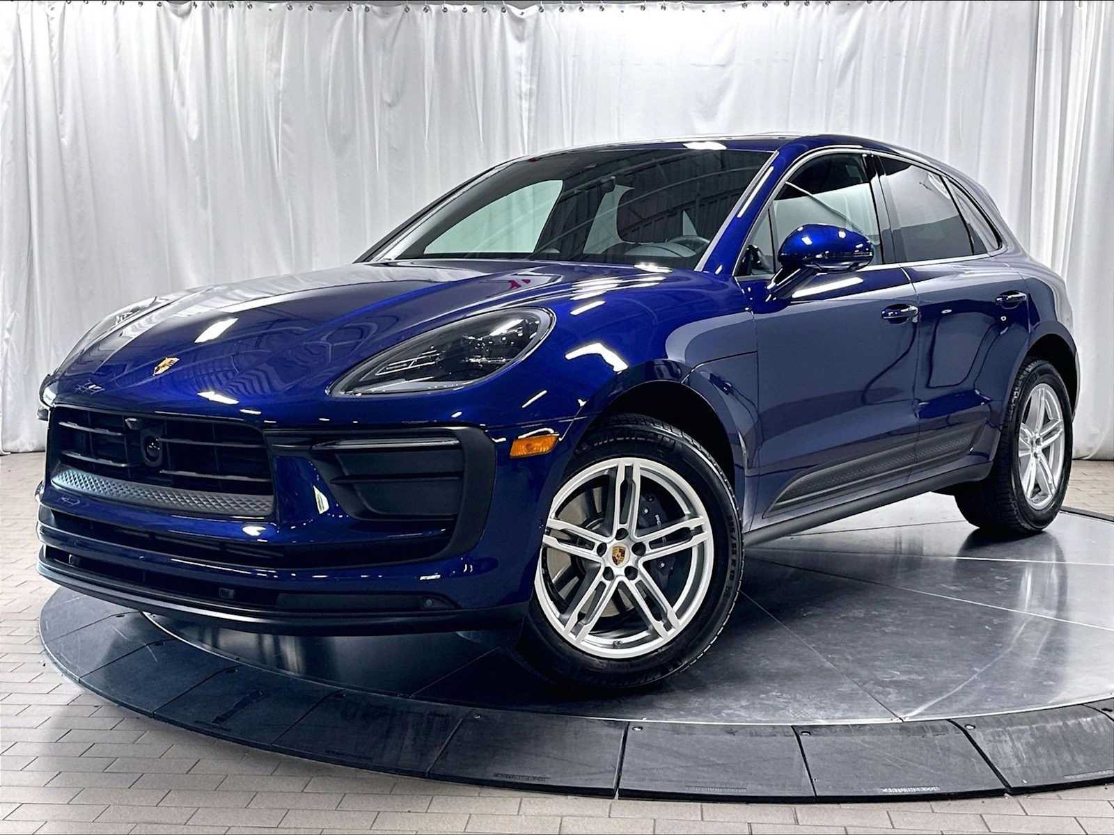 Used 2026 Porsche Macan AWD/4WD image 1