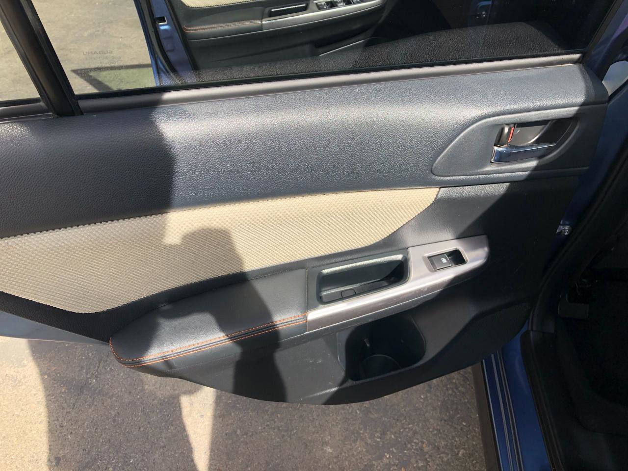 Used 2017 Subaru Crosstrek 2.0i Premium AWD/4WD image 25