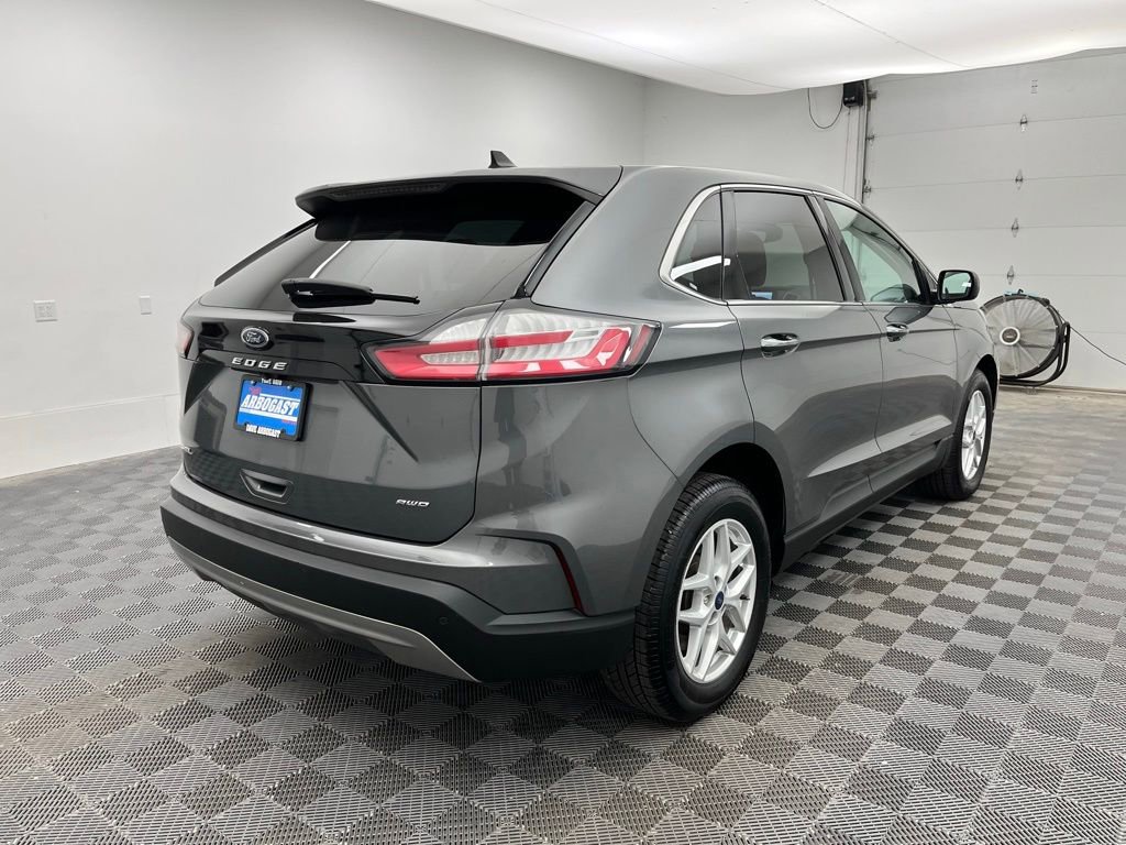 Used 2022 Ford Edge SEL image 10