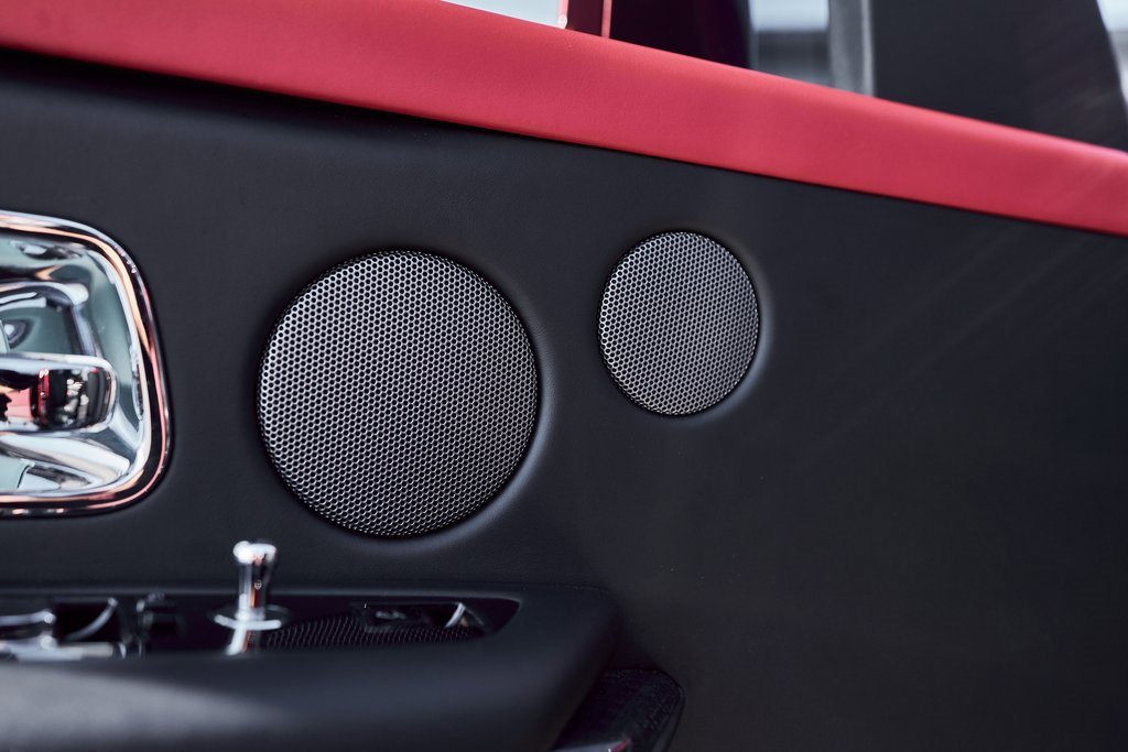 Used 2022 Rolls-Royce Cullinan Black Badge image 34