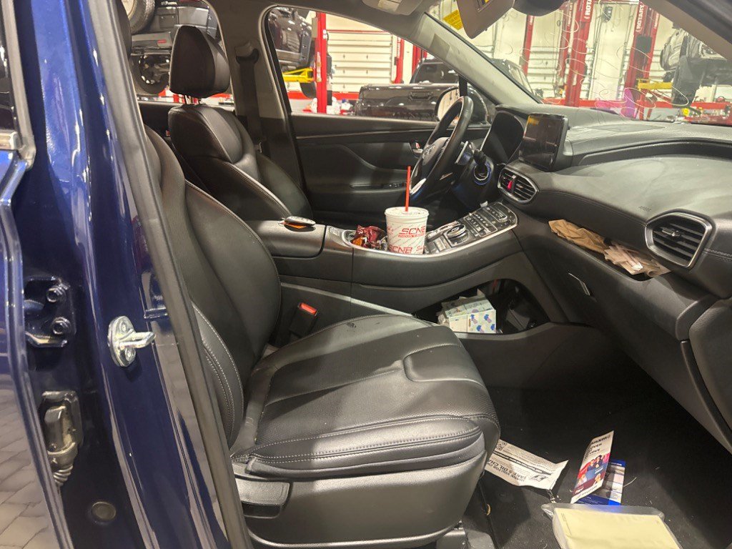 Used 2023 Hyundai Santa Fe XRT FWD image 13