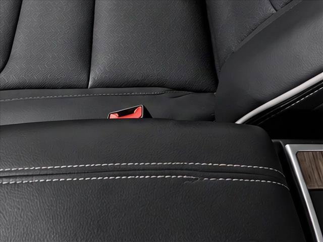 Used 2020 RAM 1500 Laramie RWD image 18