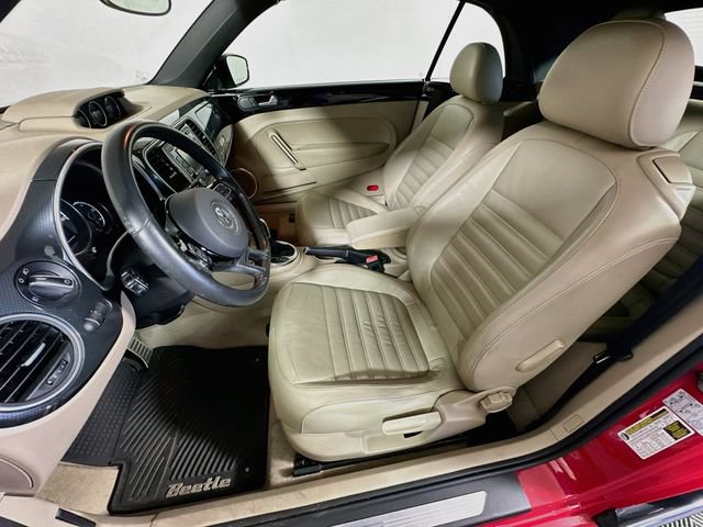 Used 2013 Volkswagen Beetle Turbo FWD image 12