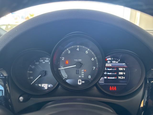 Used 2022 Porsche Macan AWD/4WD image 13